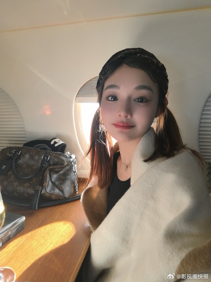 黄霄云辟谣恋情 莫须有的绯闻被恶意放大，黄霄雲及时出面澄清，拒绝被造谣捆绑，呼吁