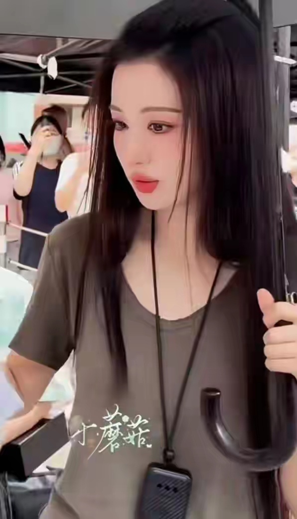 天啦，浮生剧组抽烟这么严重吗？逼得王楚然都带了随身二手烟净化器 