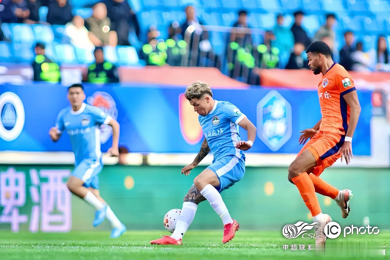 中超河南队 联赛前四轮纳萨里奥在进攻直接贡献方面颗粒无收，是河南彩陶坊进攻体系低