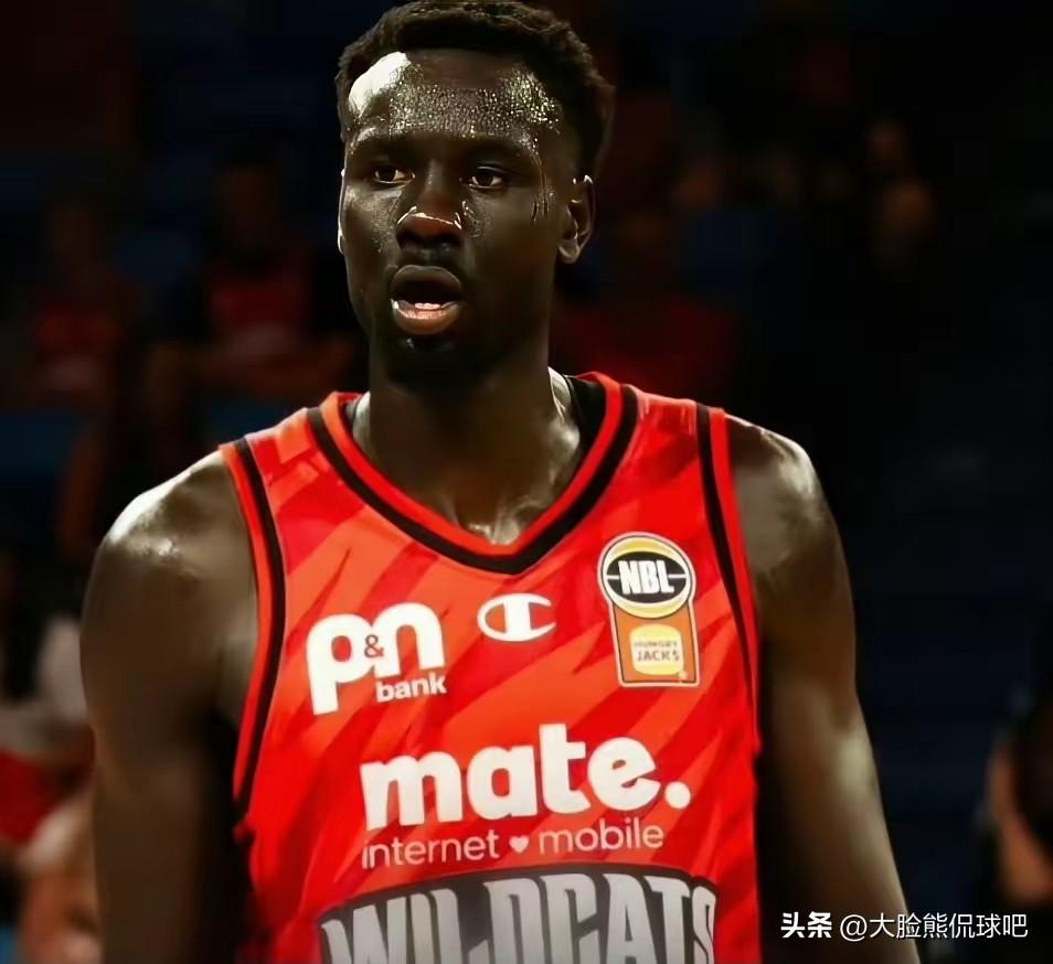 广东大外援有了新目标，有意签约辽宁前外援阿丘尔！
不知道是不是因为输给了辽宁，莫