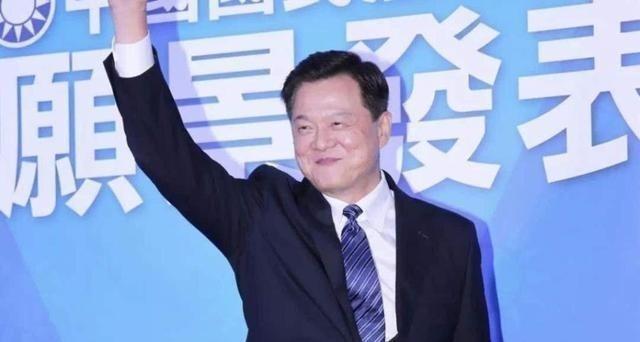 两岸网民都知道，在宝岛“统派”人物中，声浪最高，声誉最好，身价最高的人无非就是洪