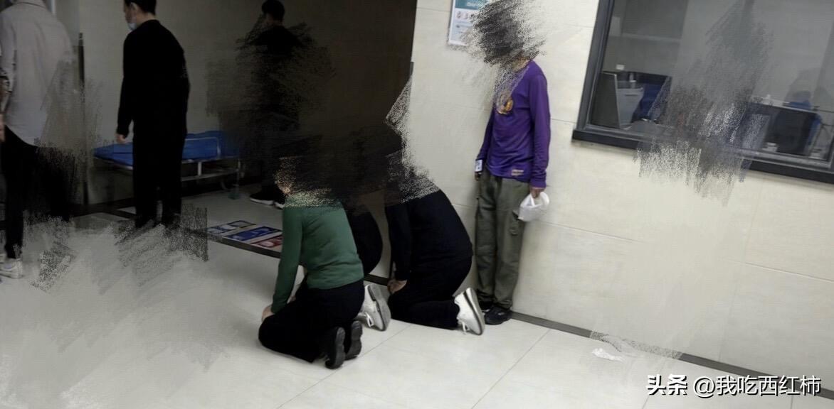 遇到一个男病人，25岁，晚饭后胸闷一小时，随后在单位突然晕倒。
	
送到医院的时