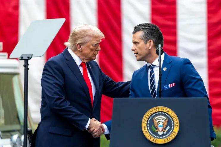 刚刚过去的这一夜，特朗普和美防长两个人都失眠了！倒不是说心疼战机损失，也不是担心