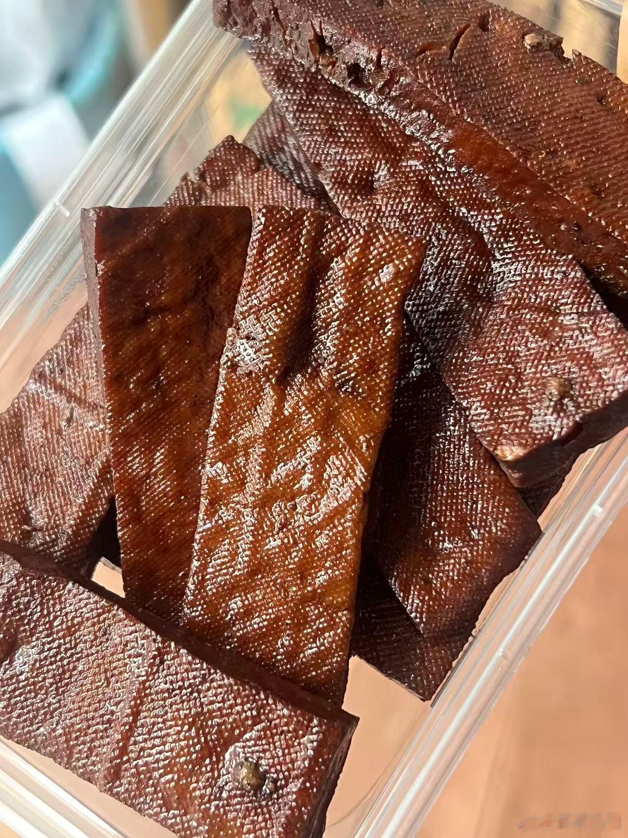 今天开新的豆干团了～折耳根千层冷吃豆干烟熏豆干花椒豆干都是冷链泡沫箱冰袋发货！ 
