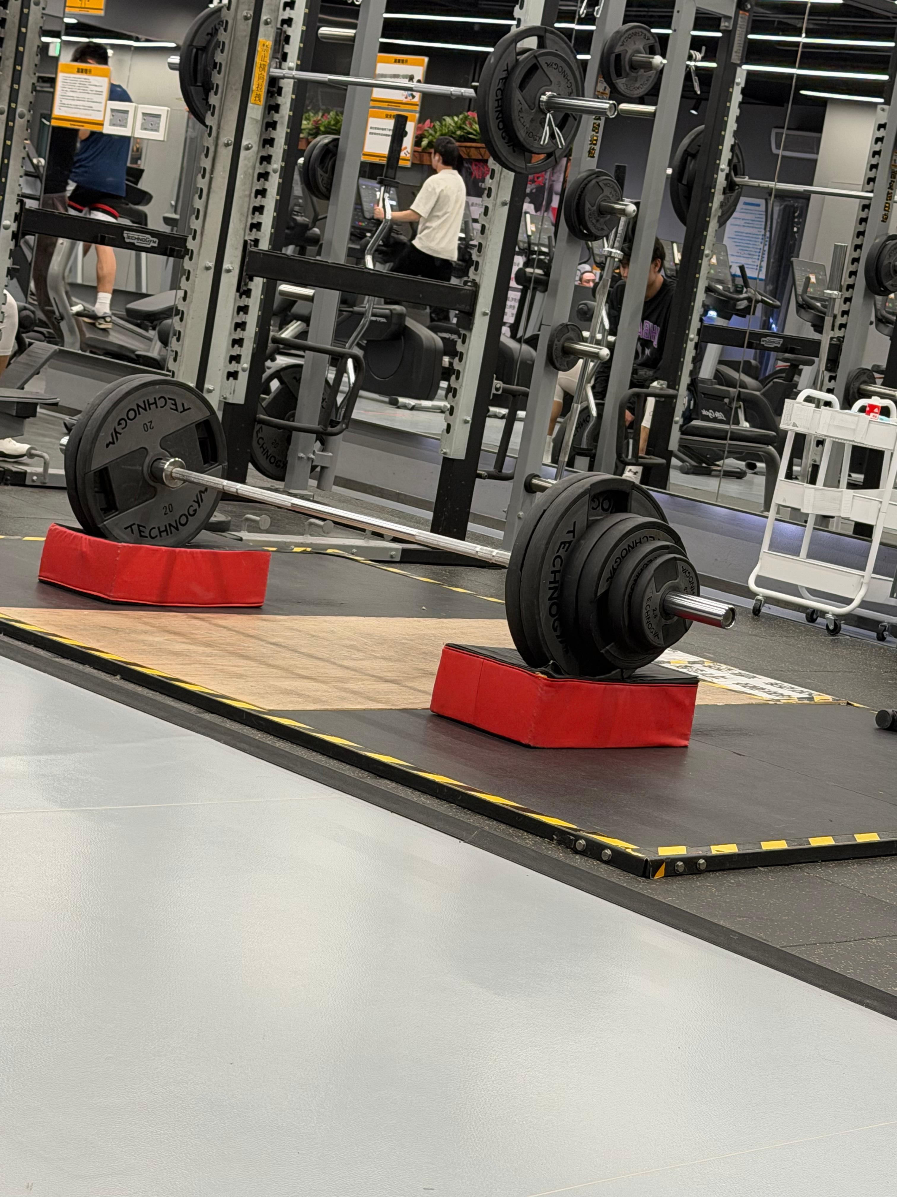 25年最后也得拉完再过！ 北京·腾讯北京总部大楼