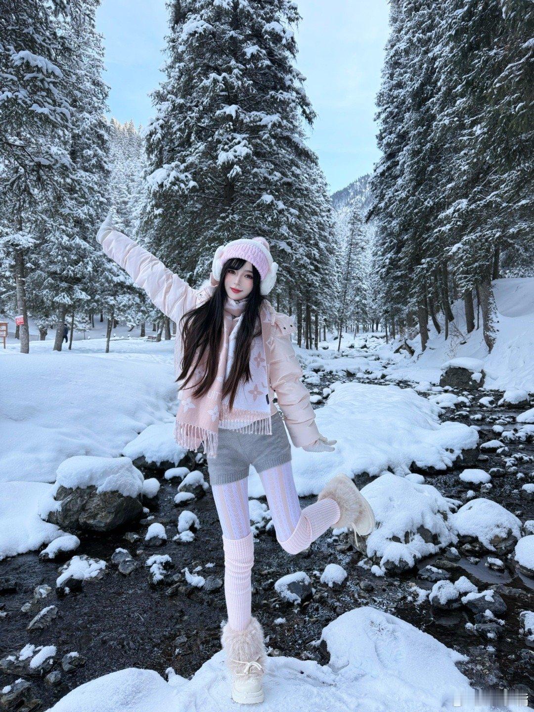 如果你也刚好看到雪 那就当我们见过面吧. 乌鲁木齐·庙尔沟瀑布