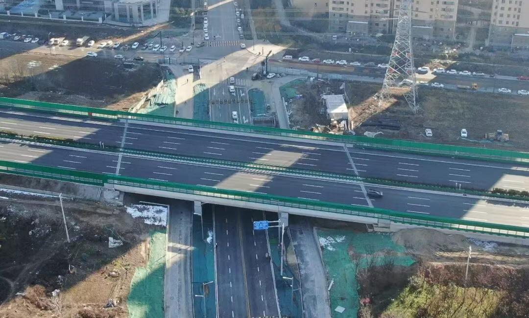 打通交通脉络，赋能区域发展！出现更方便！最新消息，西安这条路贯通....

近日