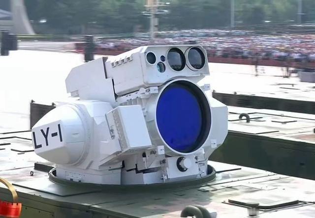 于北辰曾节目中胸有成竹地表示：我发现了大陆的一款新武器激光炮，听说能打无人机，他