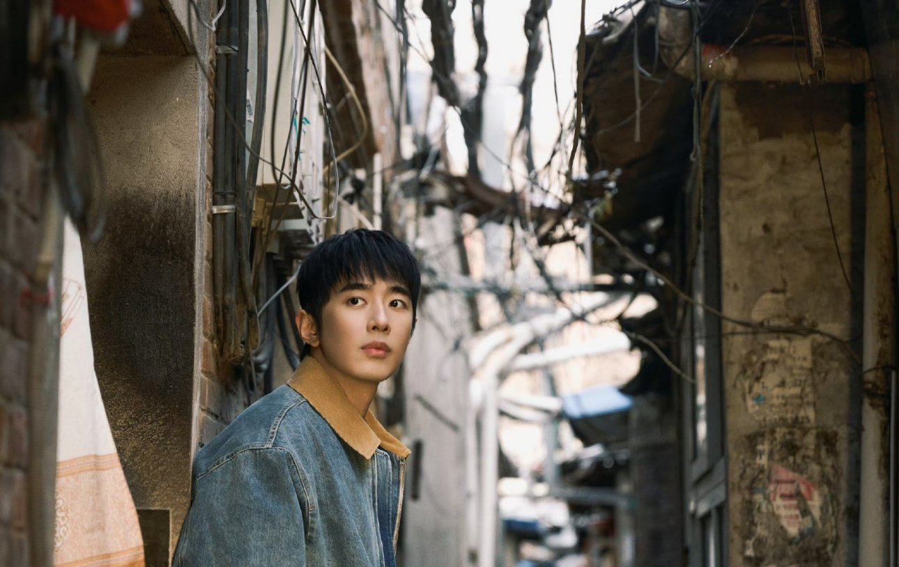 梁靖康生日快乐！！天天开心的同时也要多多进组哦