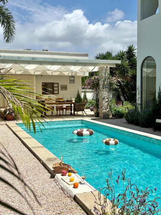 在深圳！新开的！海景泳池别墅！好city啊😭