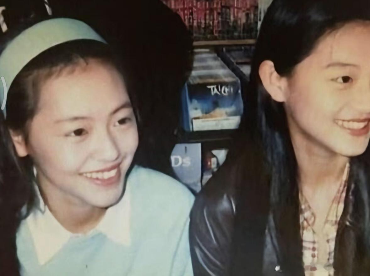 小S说很想打给大S哎哟我不行了，有妹妹的人也看不得这个[泪]小s如果想念姐姐的话