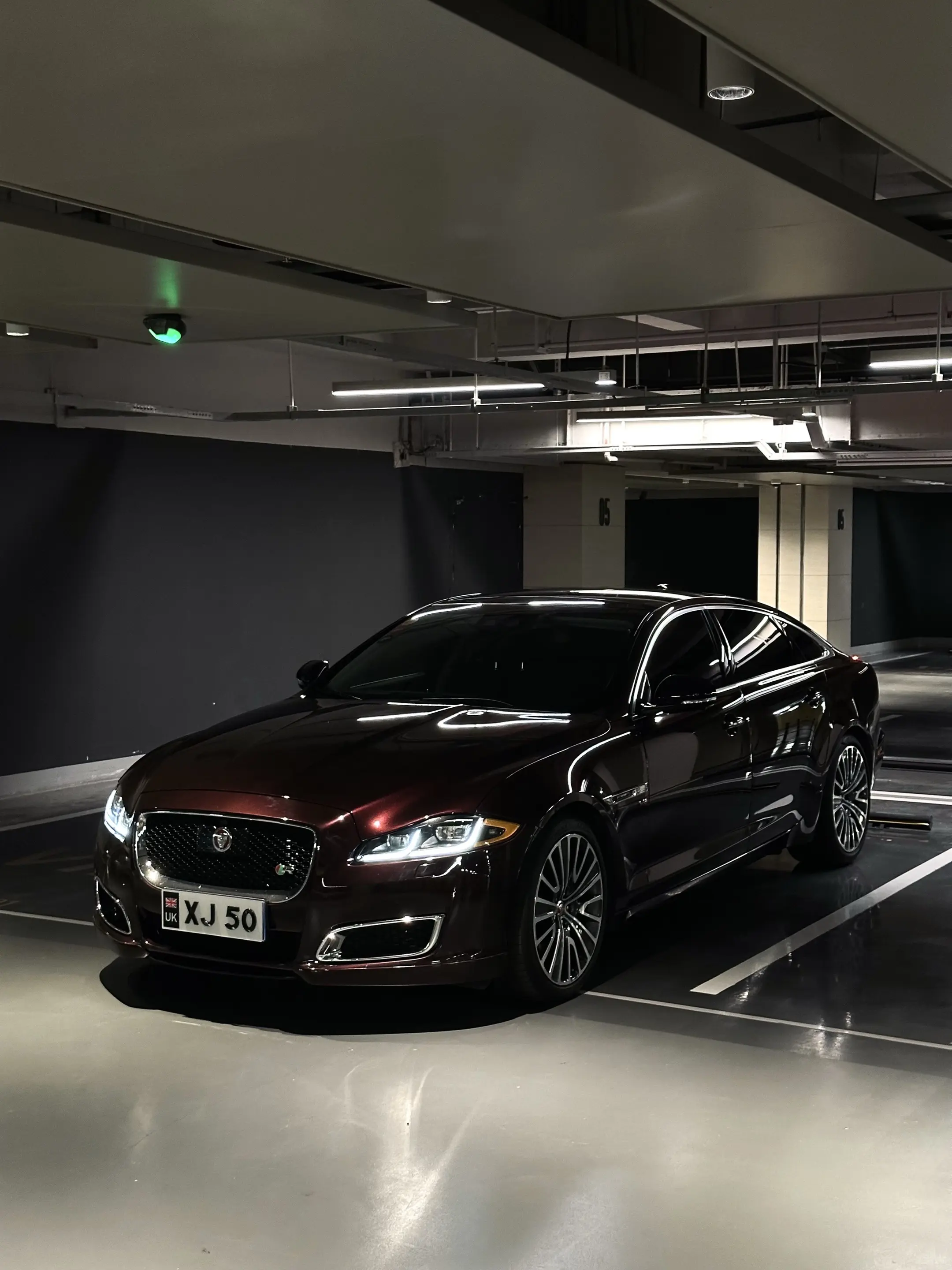 静卧地库，亦是移动得的艺术品。