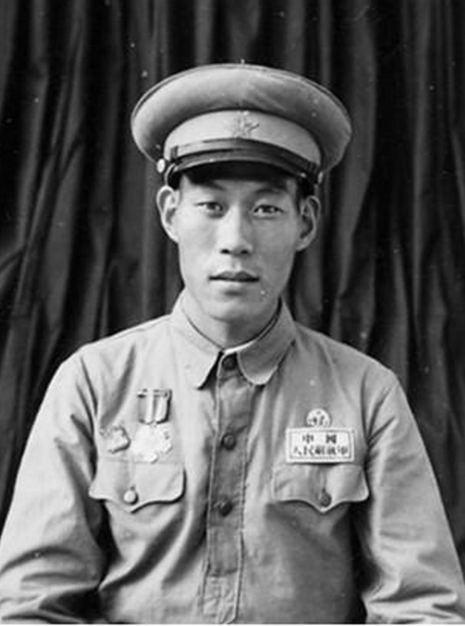 【抗美援朝一级战斗英雄杨连第】
        杨连第，这位中国人民志愿军一级英