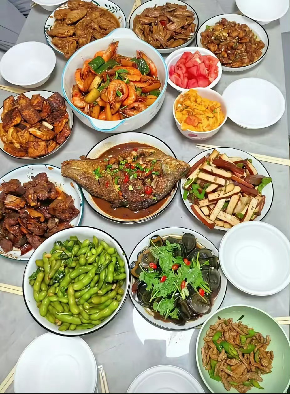 你第一筷子会夹哪个菜？ 