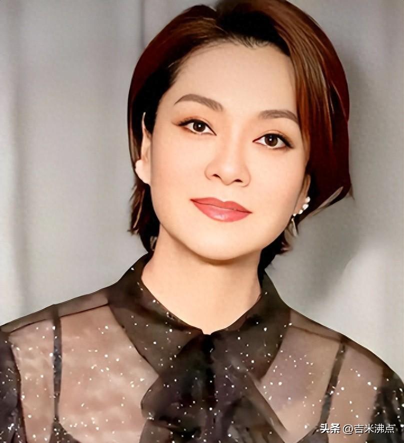 260亿遗产放弃，4200亿债务躲过，她真傻吗？
2021年冬天，毛阿敏的老公解