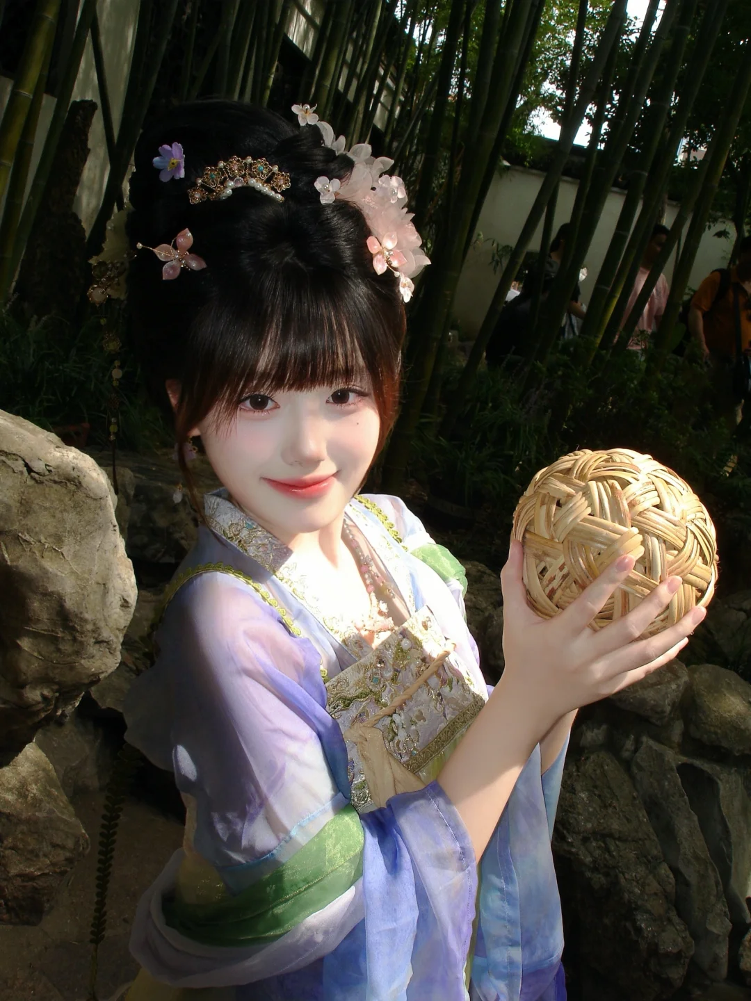 上海园林汉服写真、简直美到窒息