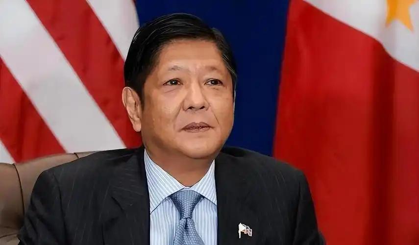 菲律宾向美国靠拢，新加坡向美国靠拢，柬埔寨向美国靠拢，越南也在倒向美国的途中……