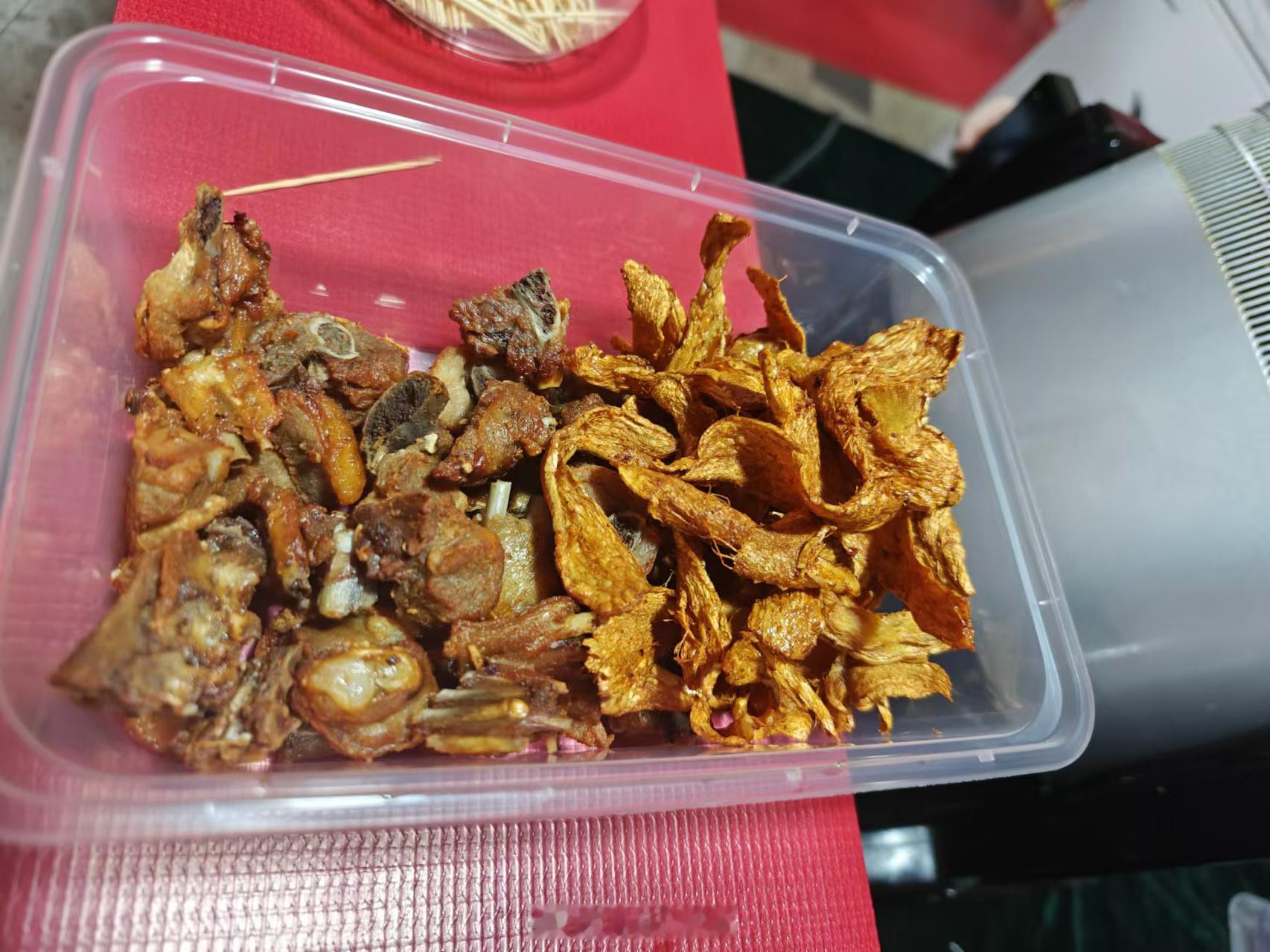 投稿：姜片比鸭肉还好吃的神仙鸭 ​​​