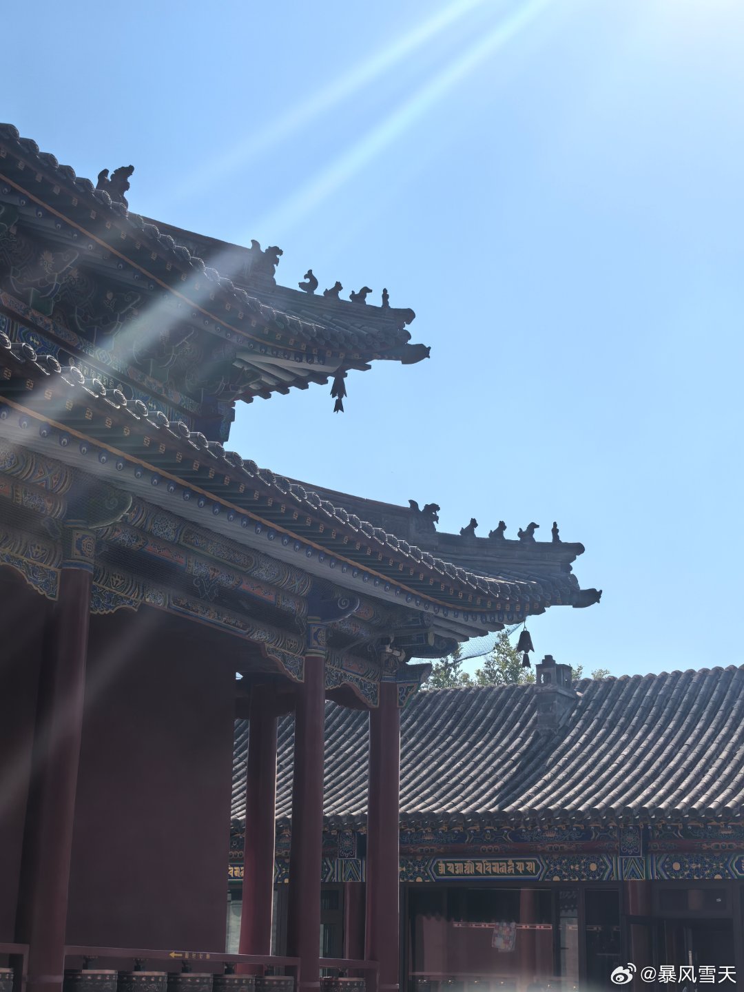 各位老铁早上好！ 股市背后的故事