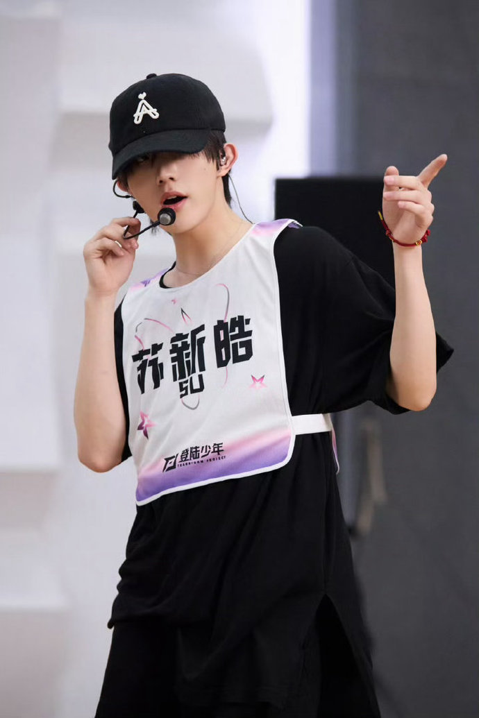 期待TOP演唱会全开麦直拍舞台王者即将上线！坐等登陆少年澳门全开麦直拍，实力开唱