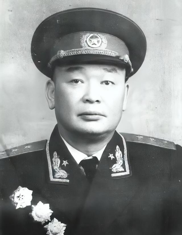 开国上将阎红彦发现八旅的纪律不好，严肃地指了出来，旅长马忠全不但不接受批评，还和