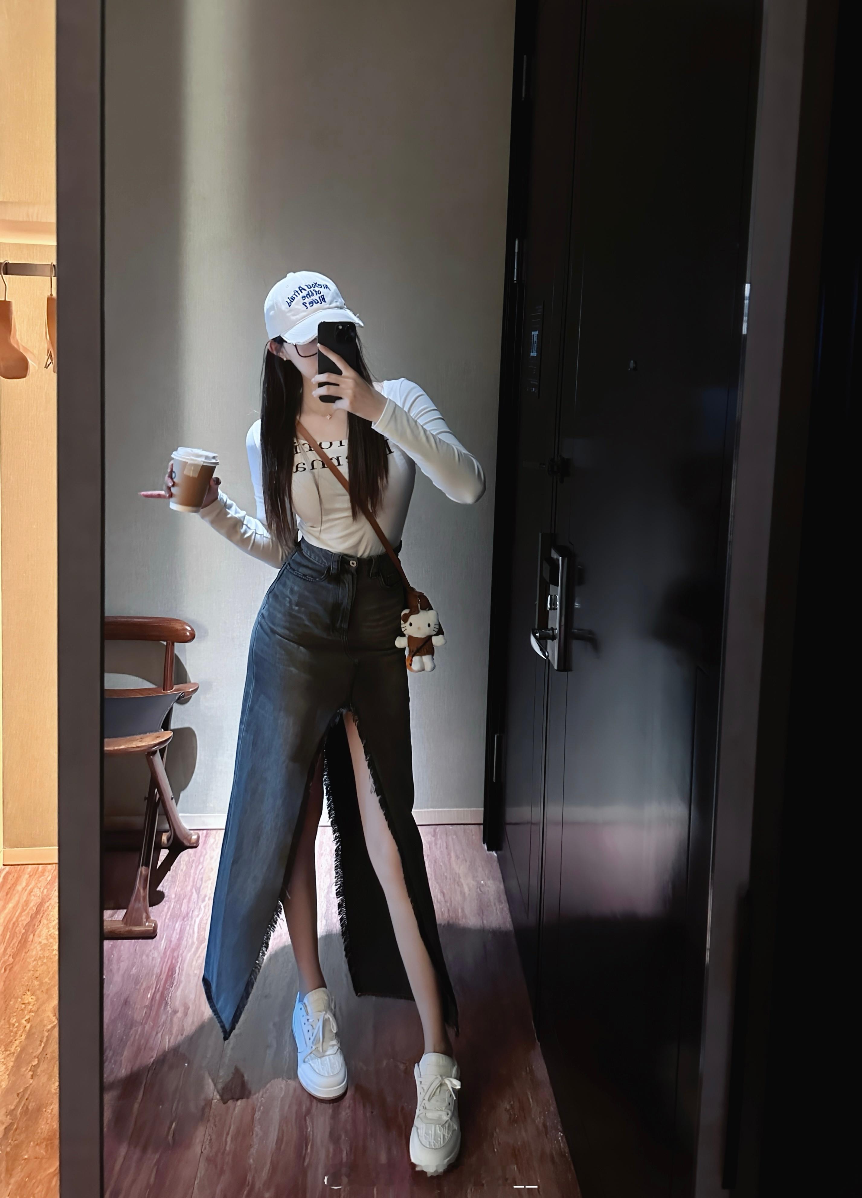 恰好对生活 不慌不忙🦦  ​​​