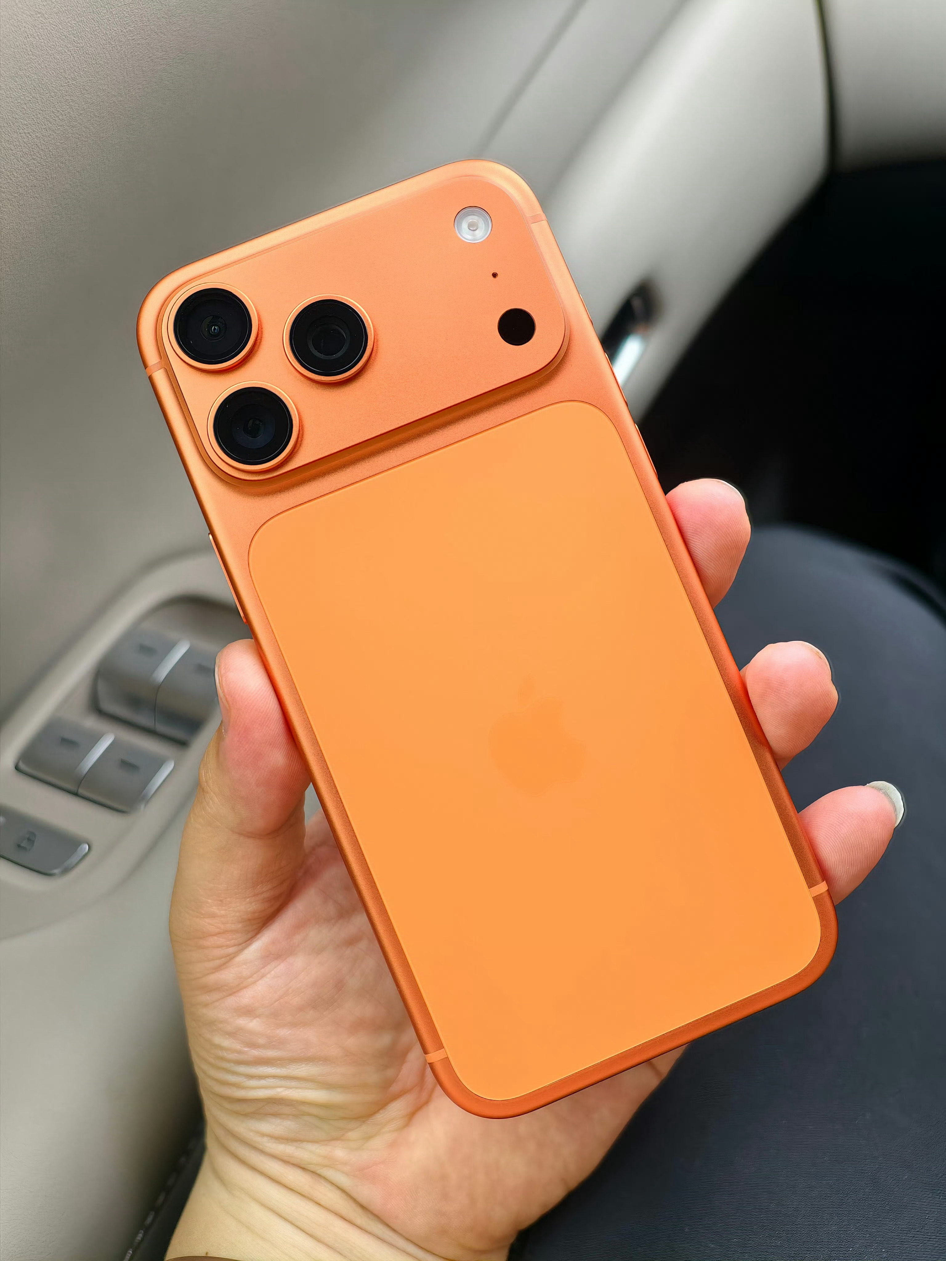 iPhone发烫的季节到了库克你的iPhone在北京烫吗夏天iPhone总爱莫名