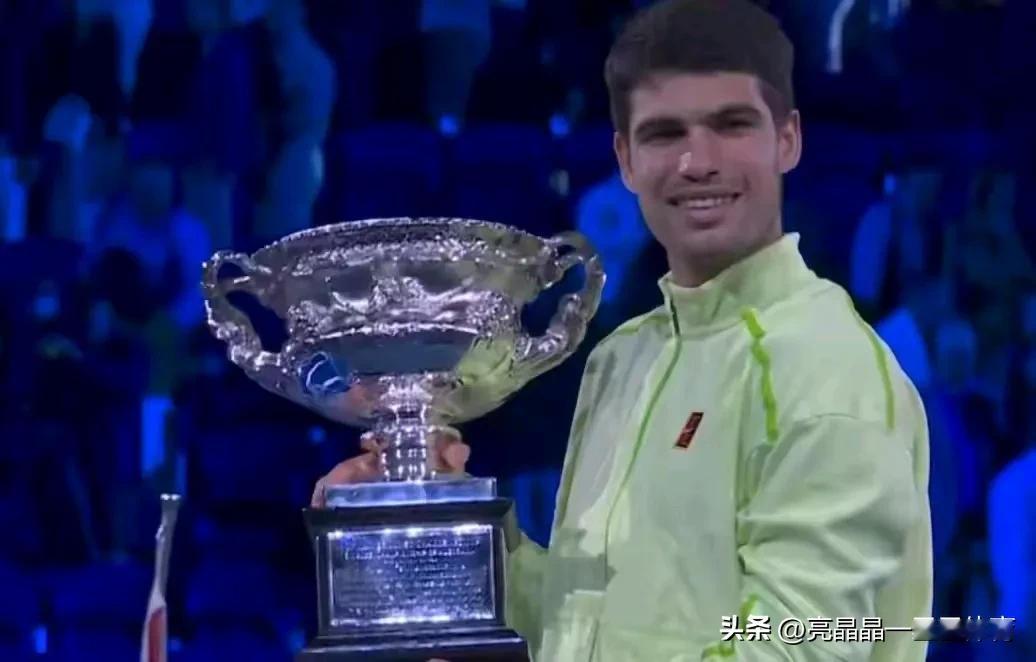 阿尔卡拉斯，莱巴金娜：澳网冠军之路

随着西班牙小将🇪🇸阿尔卡拉斯
让一追三