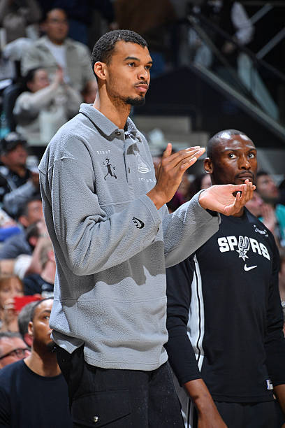 睡觉，一会起来看看什么情况