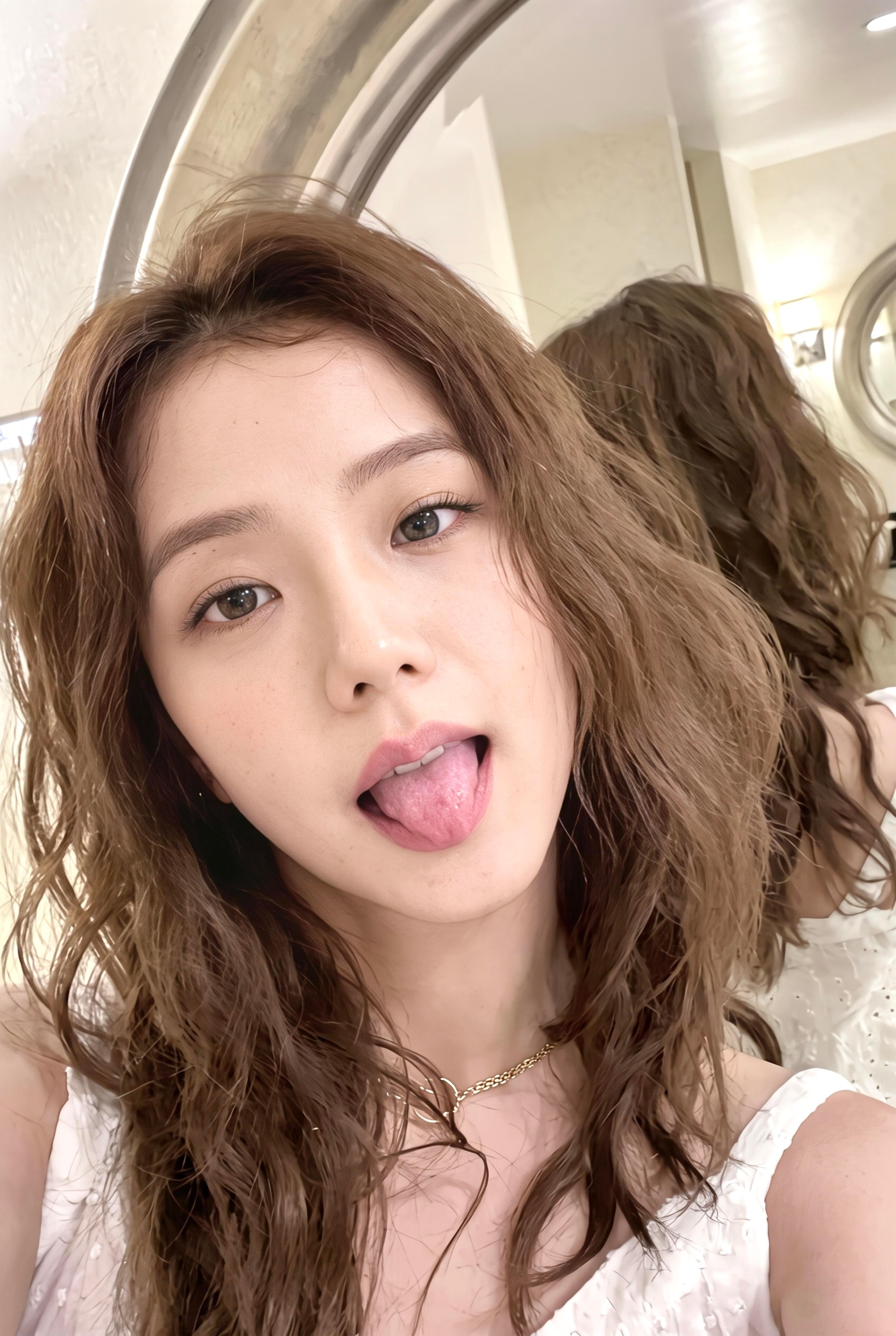 JISOO😛 