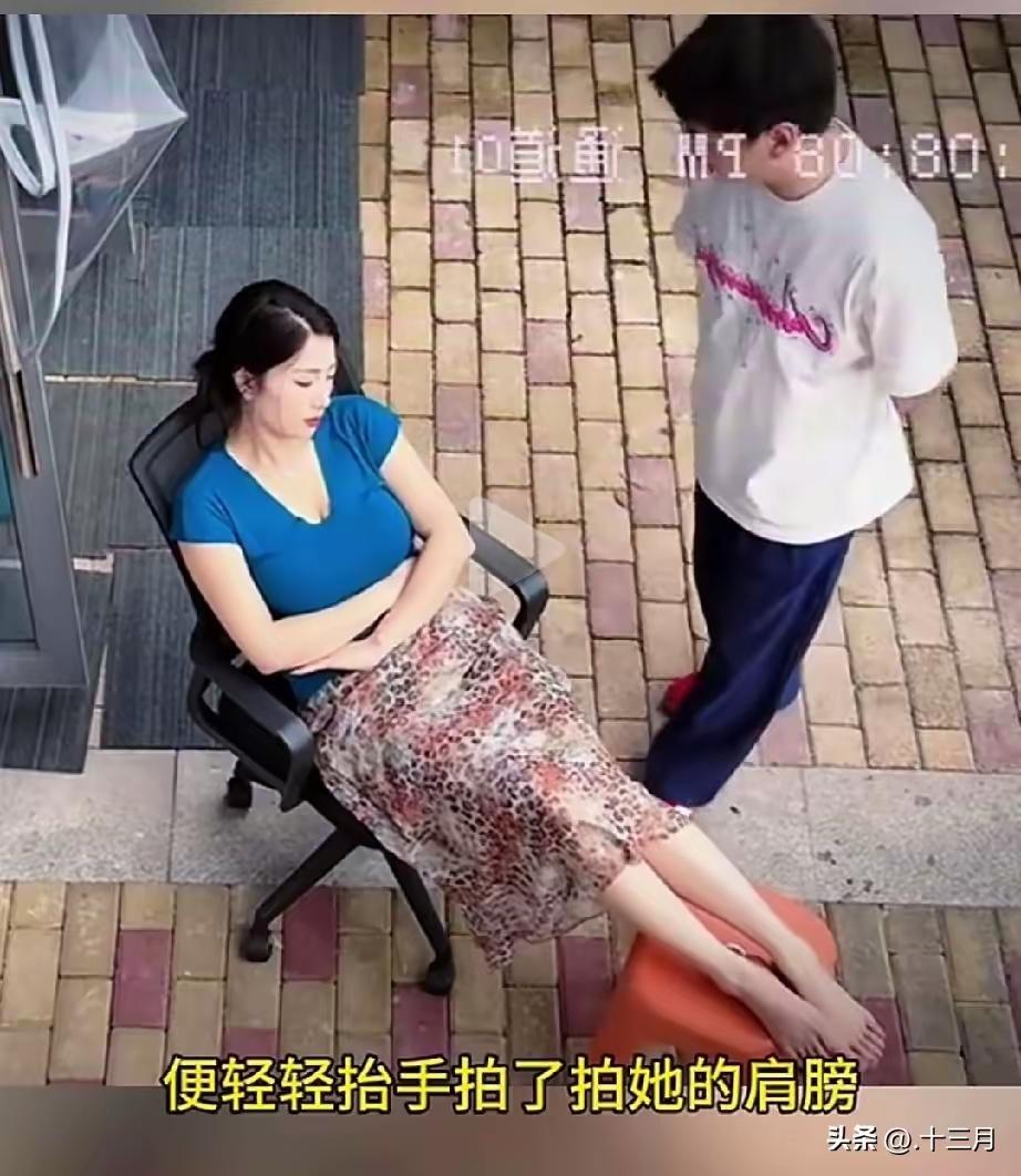 武汉这家新开理发店的经历真的特别有意思，新店刚开业冷冷清清，几乎没什么路人进店，