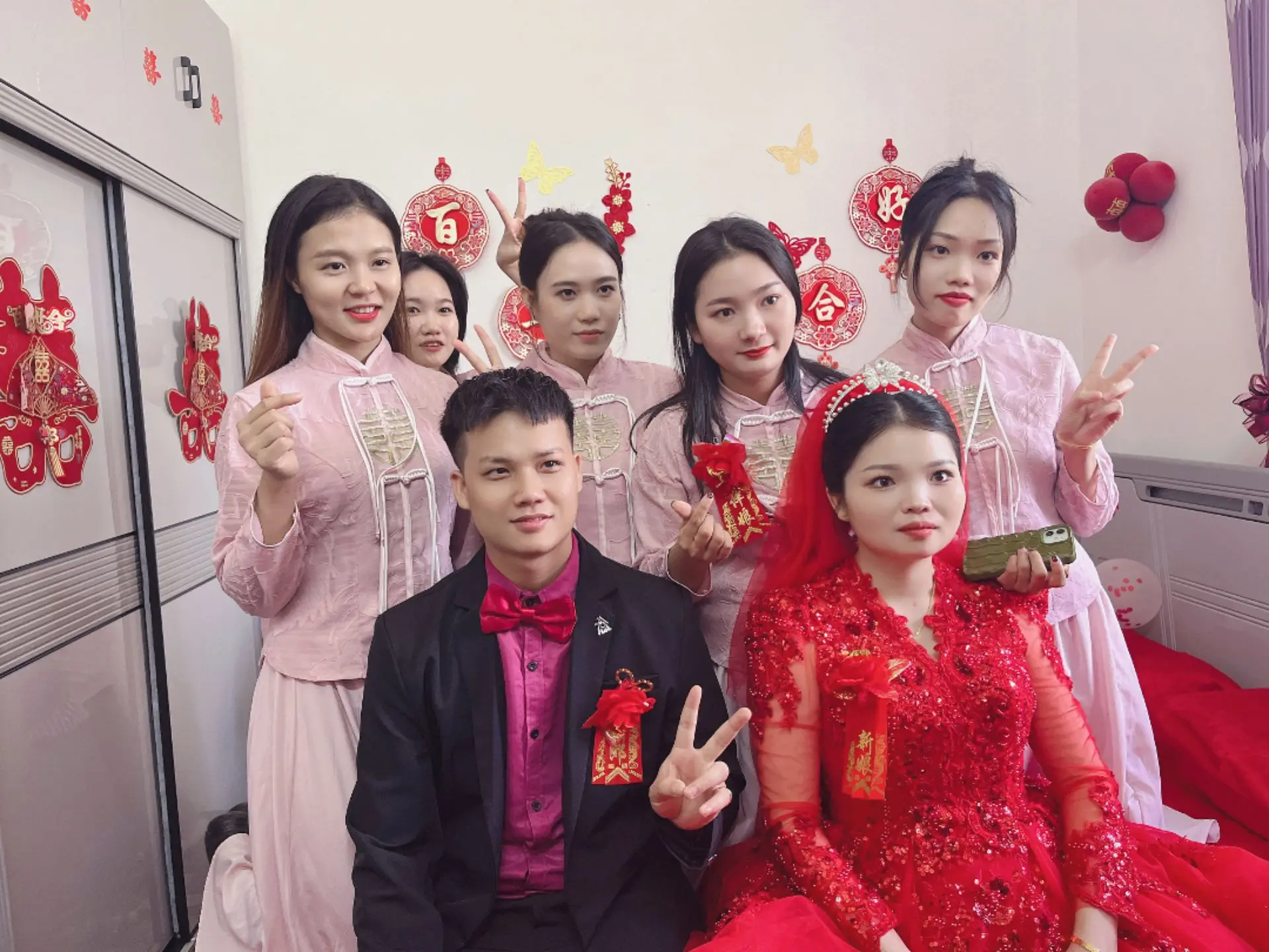 老同学们陆陆续续都交卷完了