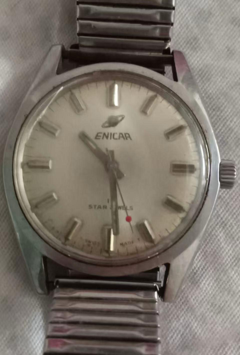 这是什么牌子的手表？据说是70年代在上海180元买的，那时候180元可是天价啊，