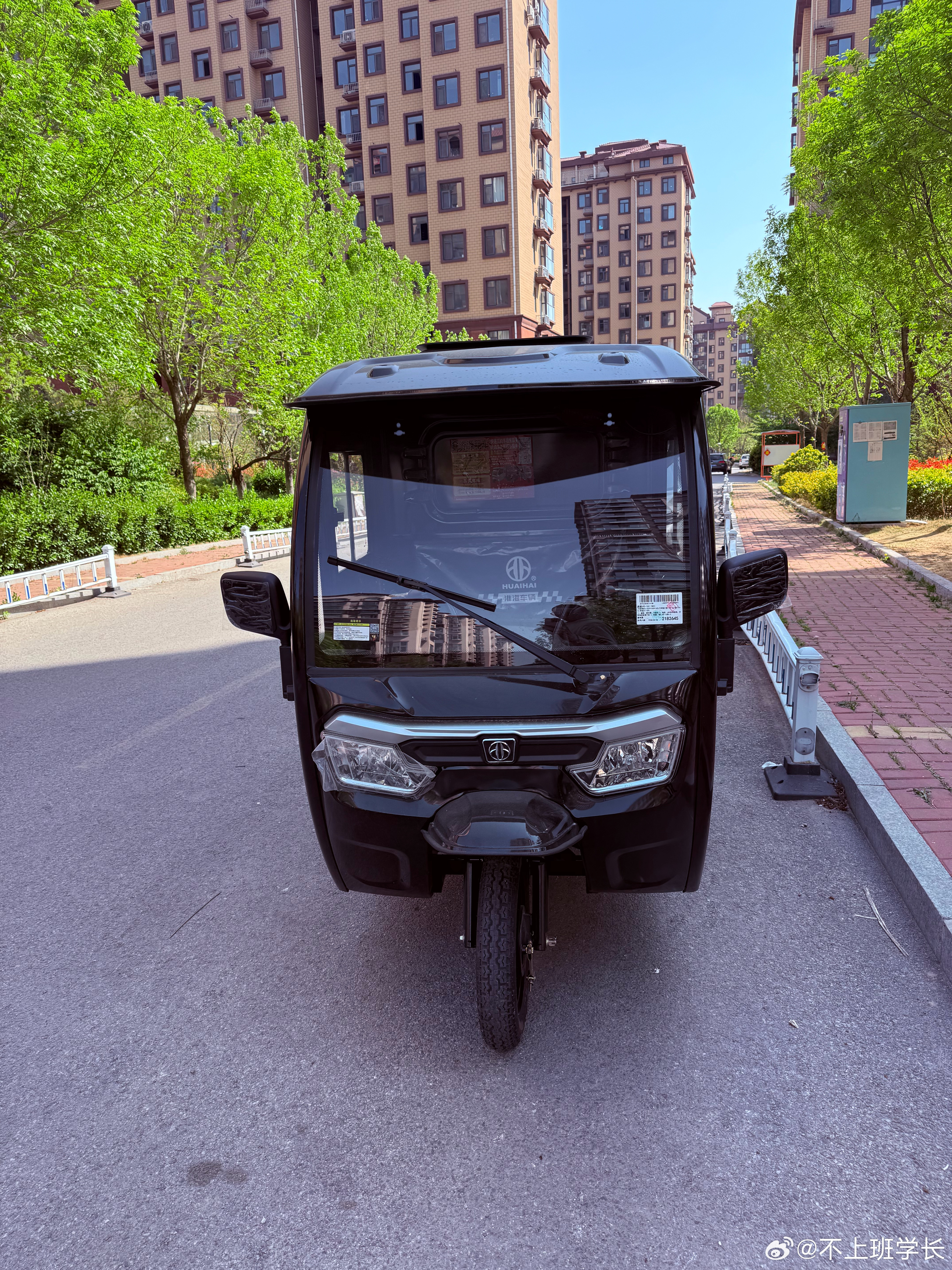 谁杀死了驾校 越来越多年轻人不再把小汽车驾照当成必选项！不急着考C证，反而不少人