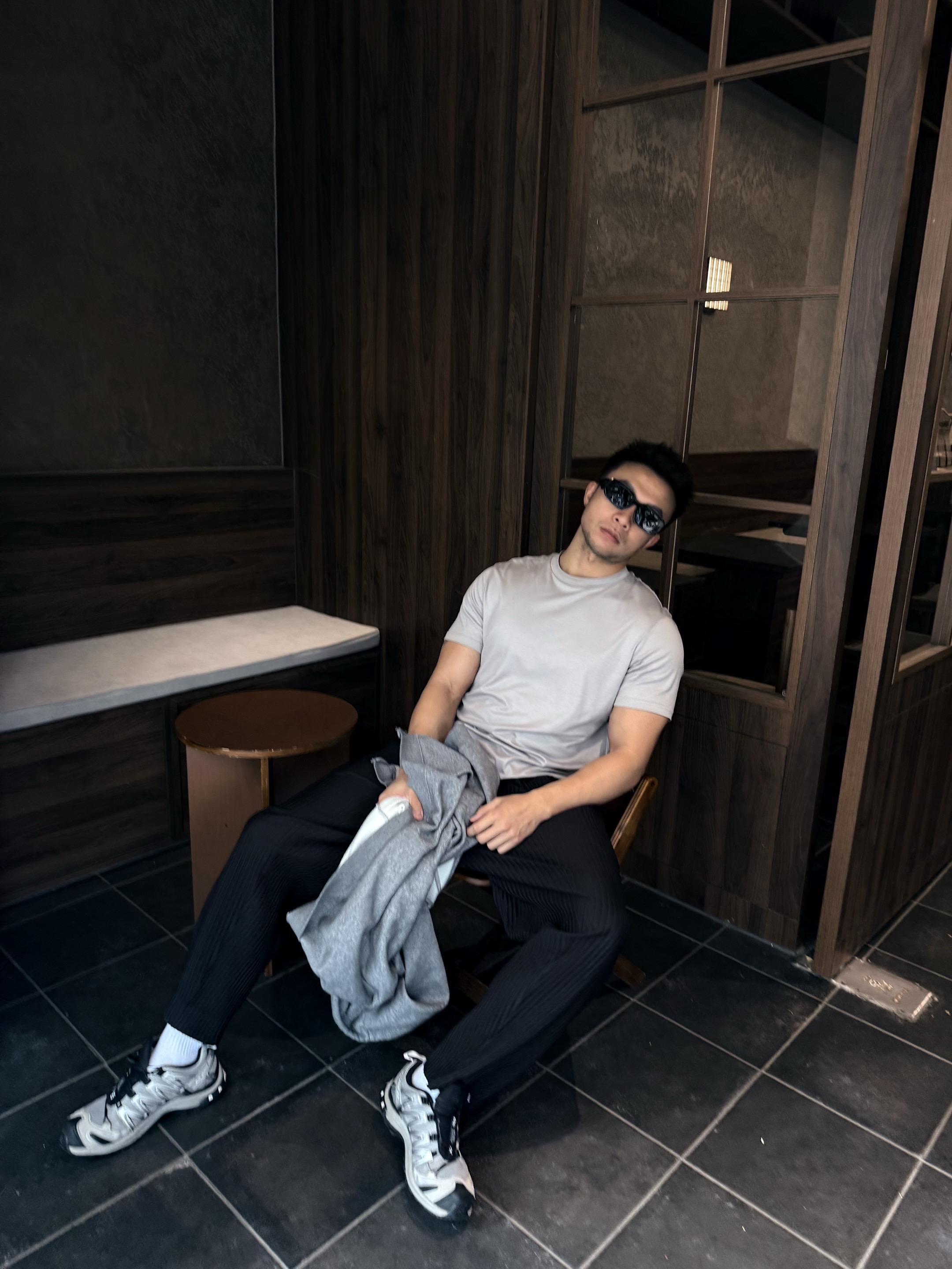 也是戴上我现哥同款墨镜了