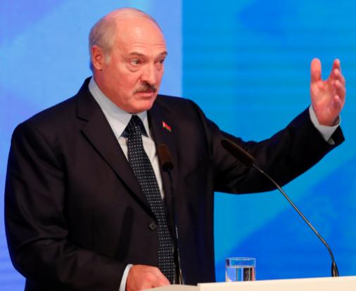 白俄罗斯总统指出中俄面临的危机
当地时间2月26日，白俄罗斯总统卢卡申科表示，俄