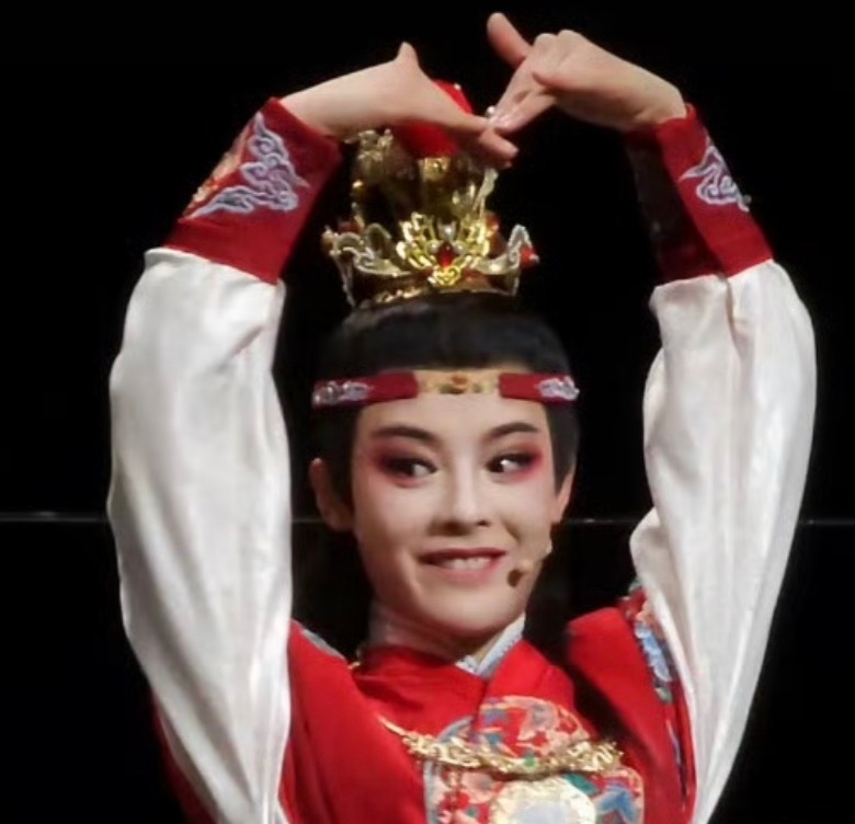 盯着这张图傻乐了五分钟 