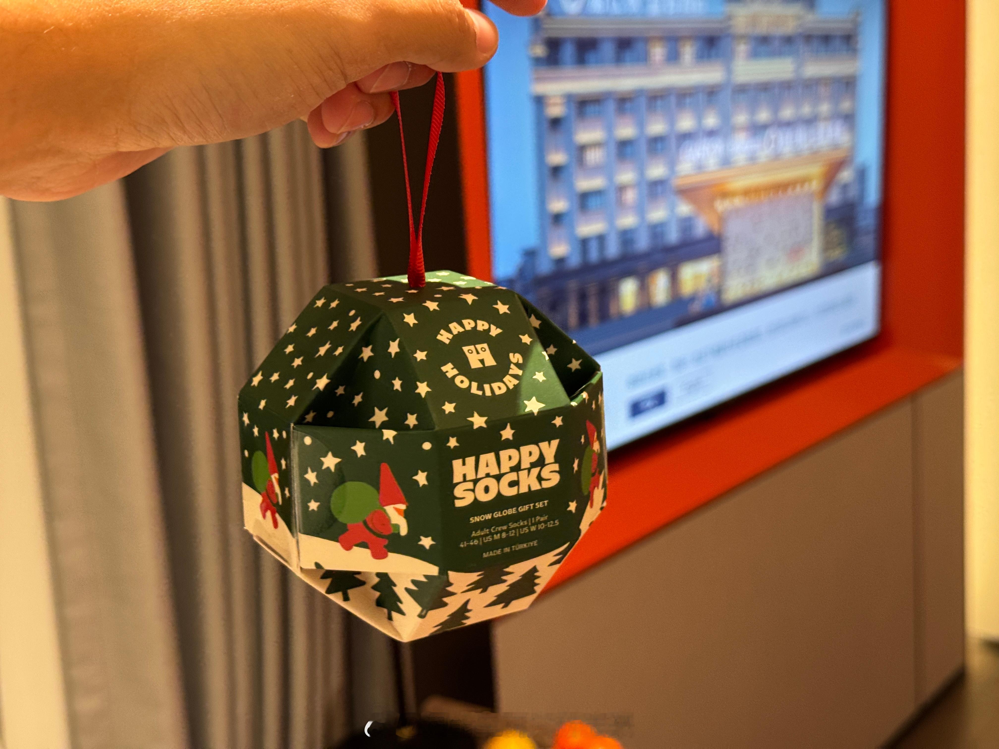 哈哈，好可爱。大家能猜到是什么吗？