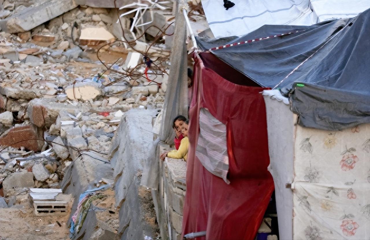 2026年达沃斯论坛上，特朗普甩出个加沙“和平委员会”的骚操作，十亿美金就能买个