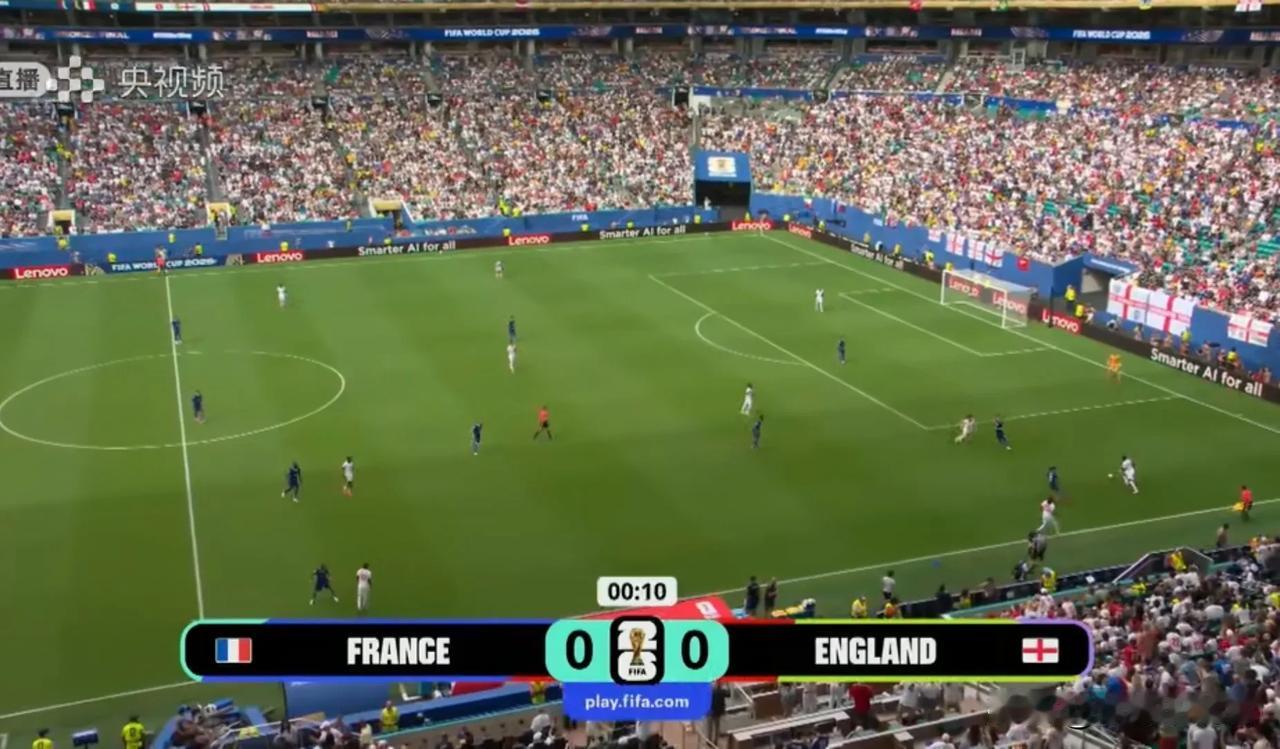 4：0，英格兰虐法国如虐狗！赖斯射进世界杯首球并助攻孔萨进球，萨卡梅开二度打花比