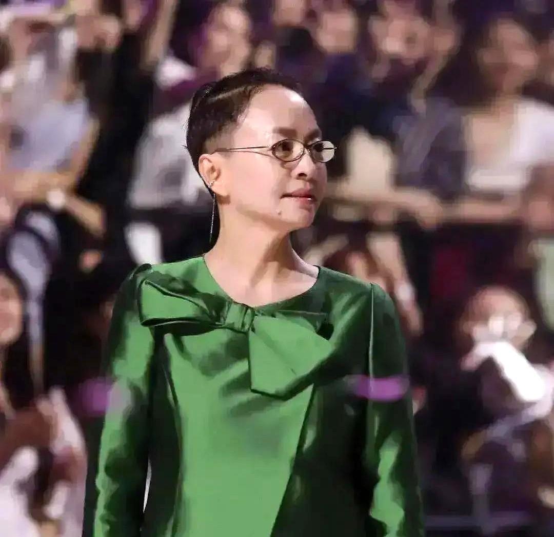 现在的春晚小品为啥越来越不好看？
因为丢了“赵本山宋丹丹式”的创作魂！
数据不会