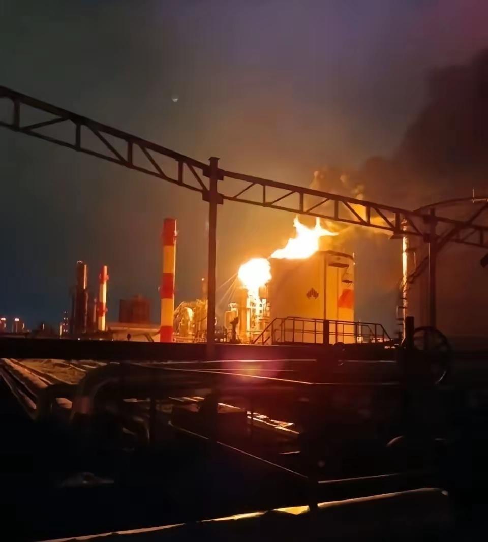 克里米亚再次遭袭击，乌克兰又一次违反国际法了吗

俄媒报道，克里米亚共和国行政长