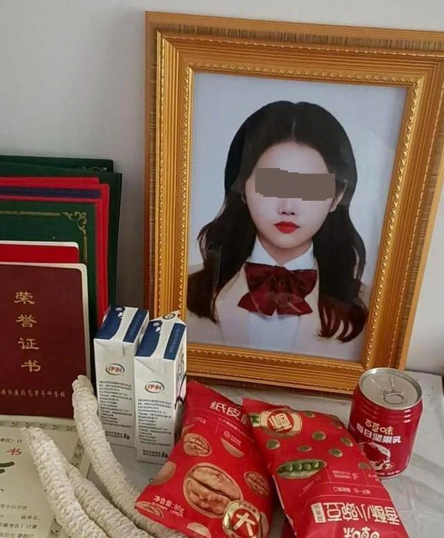 女医学生被前男友掐死母亲最新发声【22岁女医学生分手后被前男友掐死 受害者母亲最