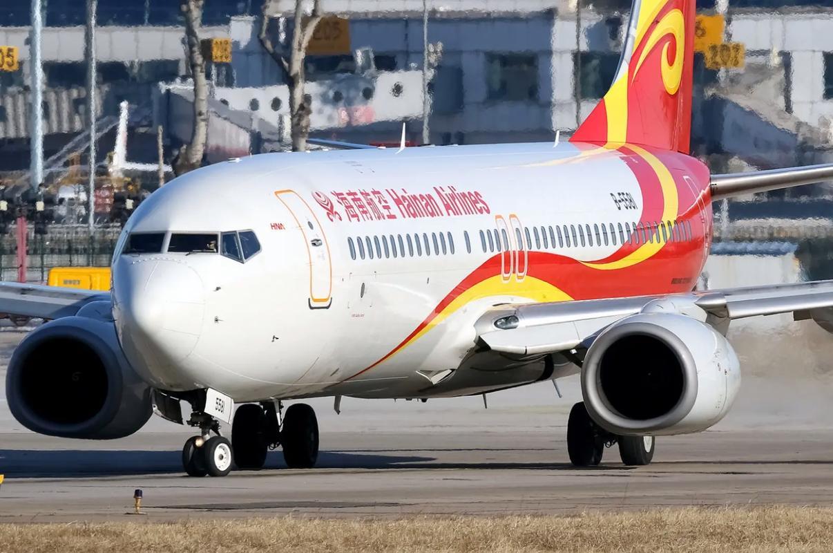 2月23日，春节假期进入尾声。海南三大机场将迎来整个春运期间客流峰值日，预计运送