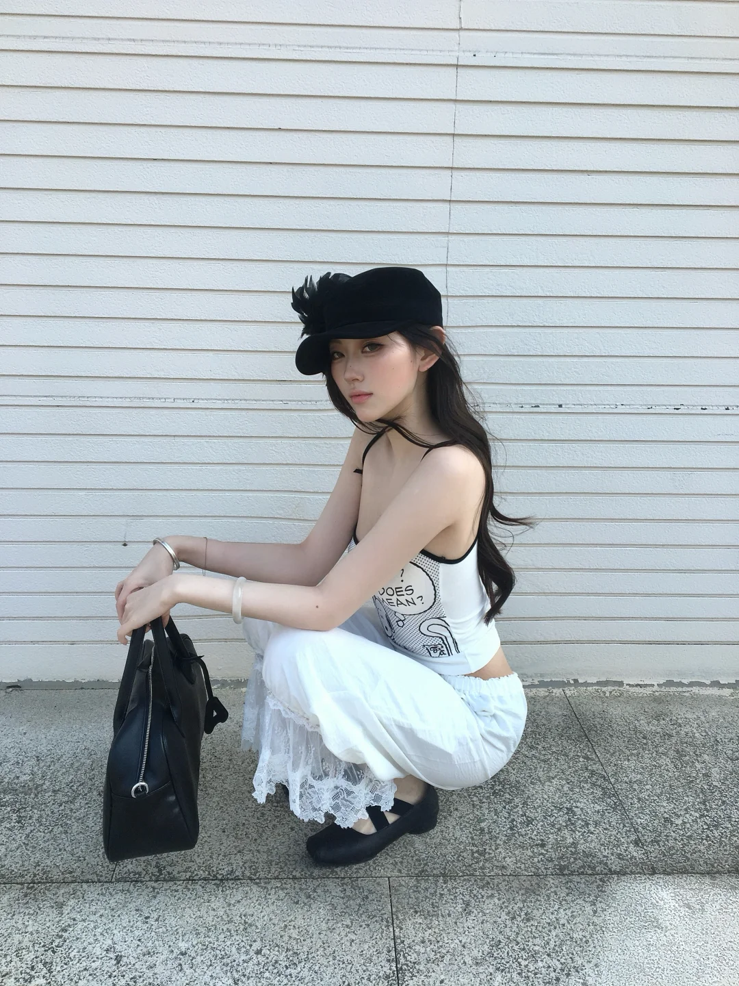 • ·‧̀͡⬮\