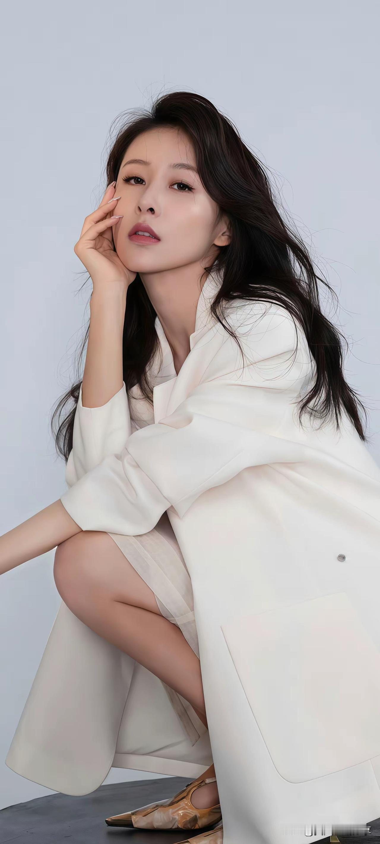 美图分享怎样穿搭知性又显身材?