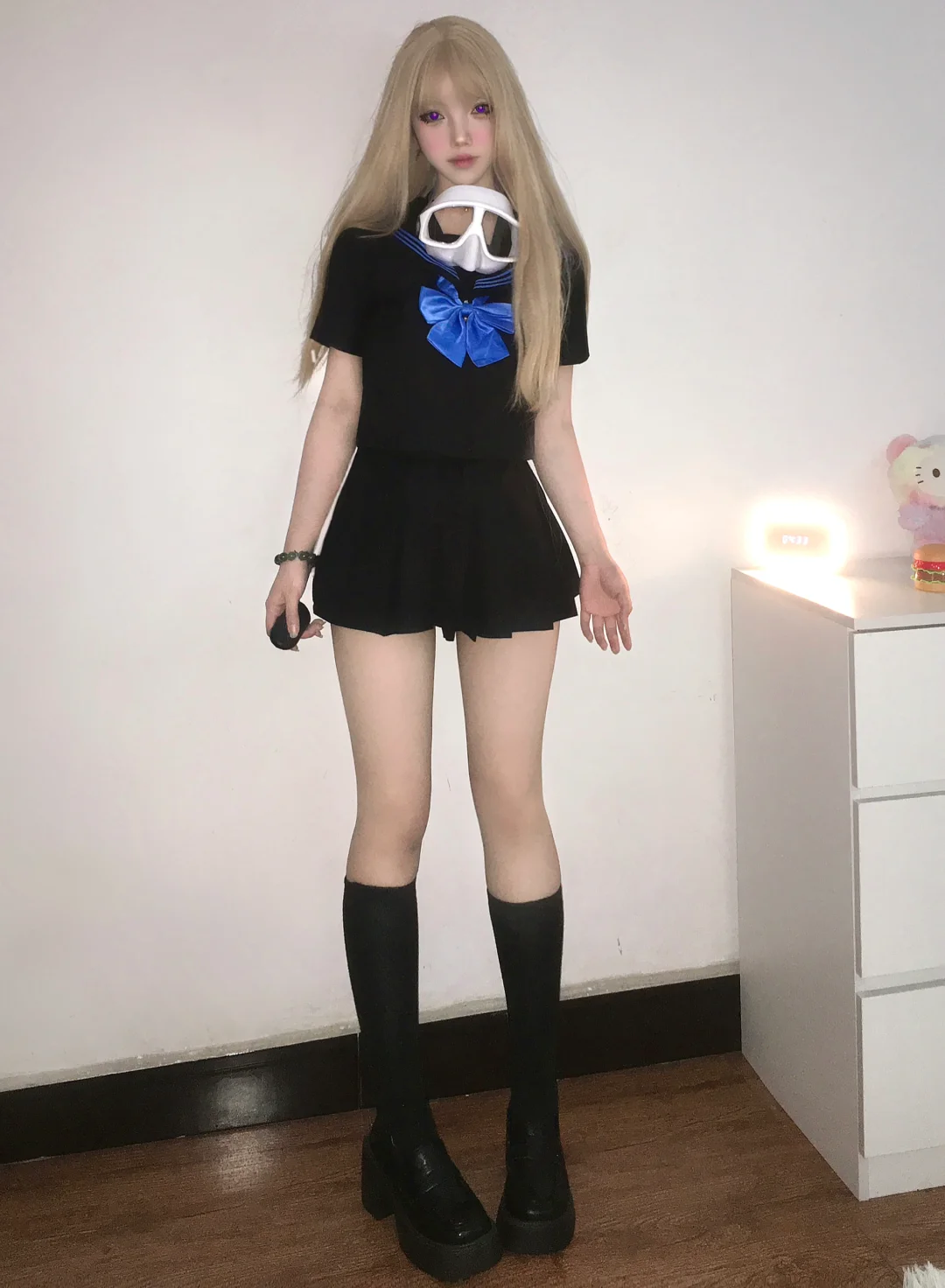 紫色美瞳也不错