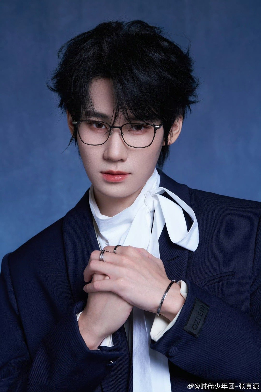 张真源你是要收购时代峰峻吗 以前叫他张总可能是开玩笑，看完这期我是真觉得他能当董