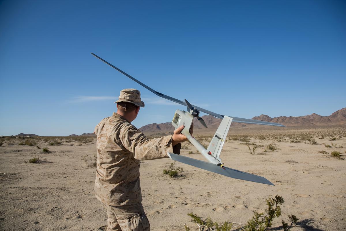 每天认识一件兵器 RQ-11“渡鸦”无人侦察机RQ-11“渡鸦”（RQ-11 R