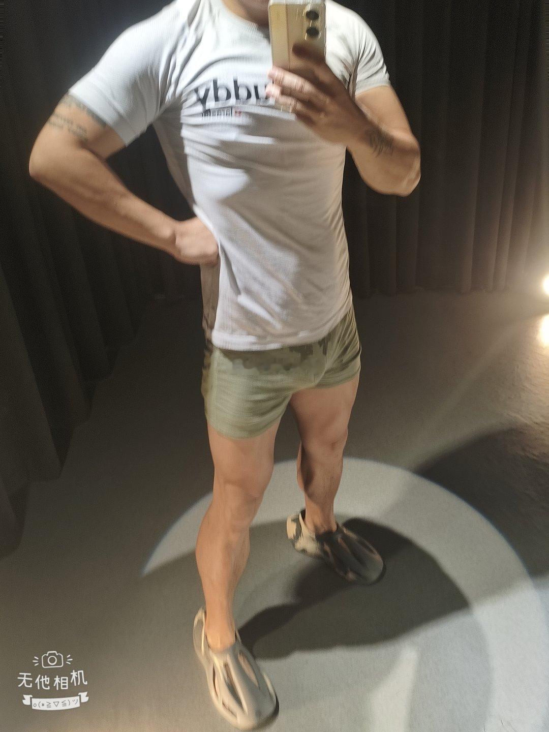 这么肥还咋上镜啊 